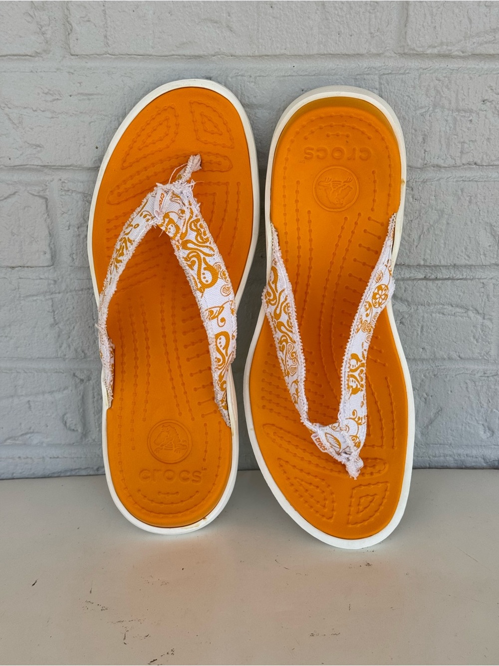 Crocs Capri V Flip Flops Women's 10